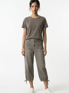 LOGO By Lori Goldstein Washed Gray Cropped Drawstring Hem Women's 6 Relaxed Fit